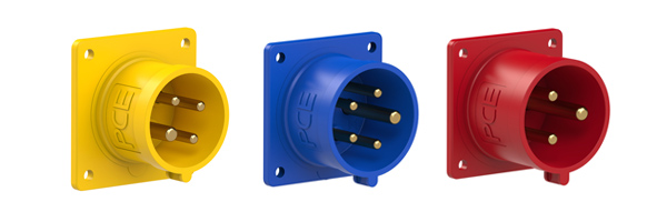 Clavijas empotrables IP44